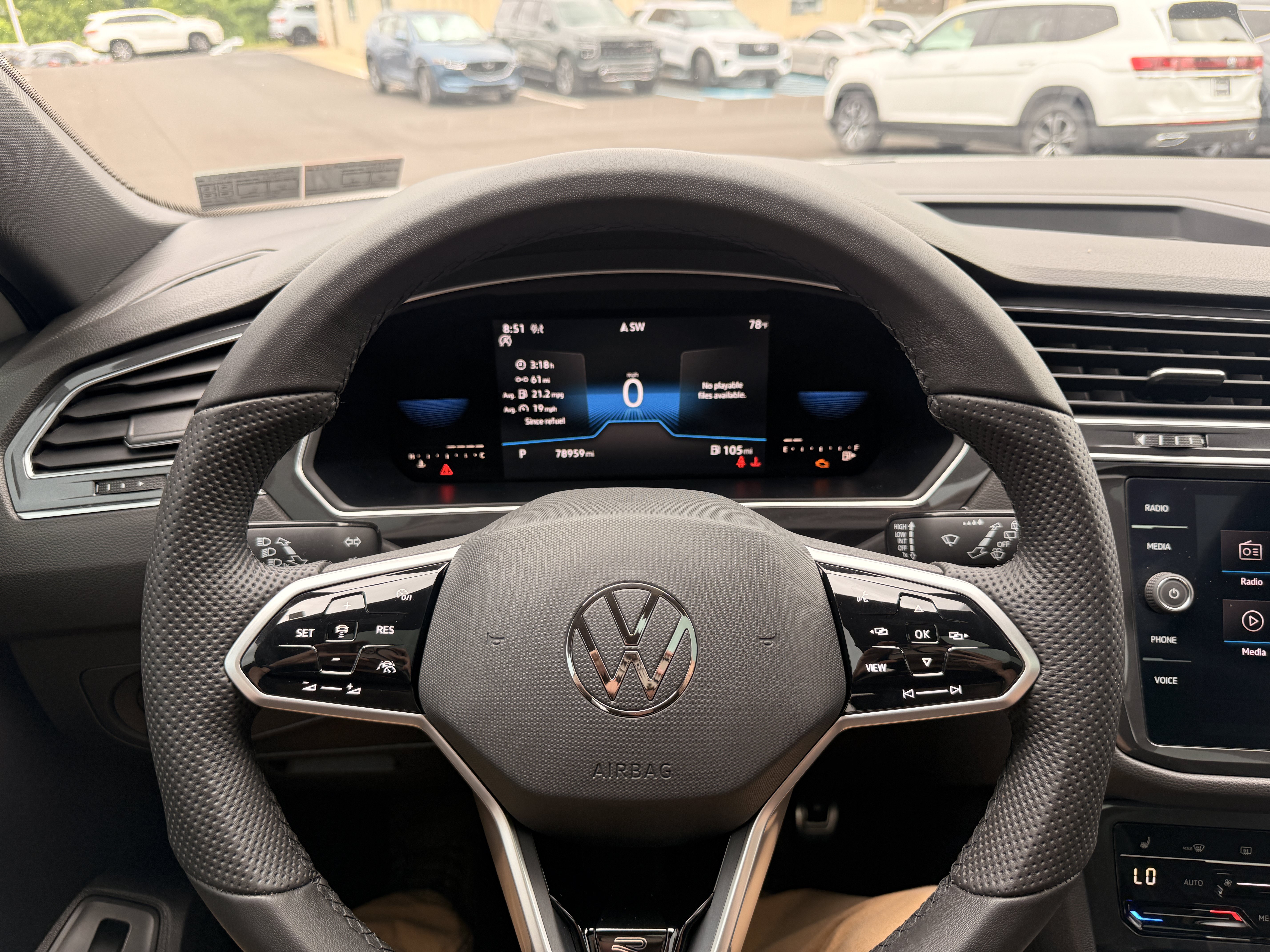 Used 2022  Volkswagen SE R-Line Black image 29