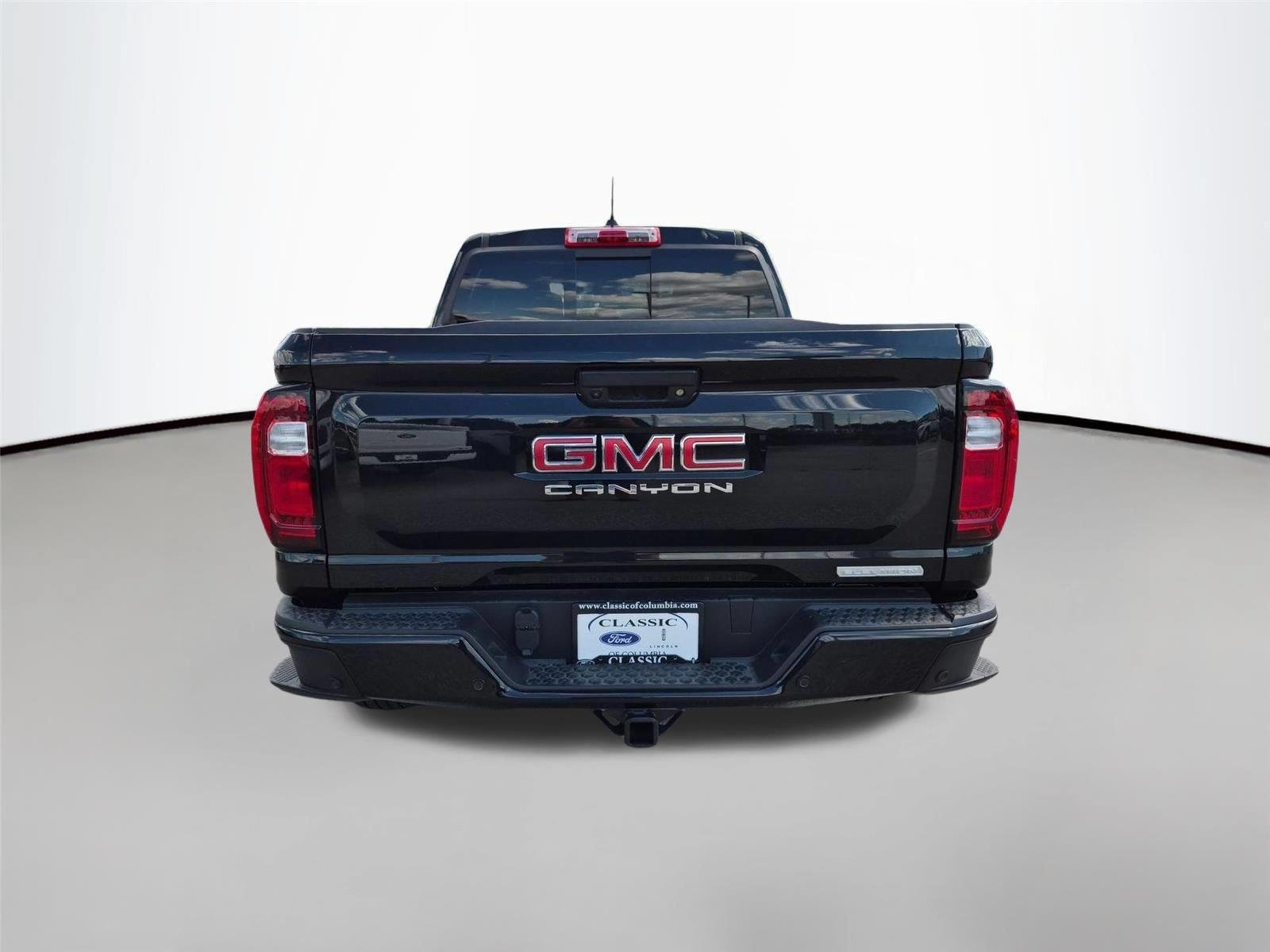 Used 2026 Onyx Black GMC 2WD Elevation image 6