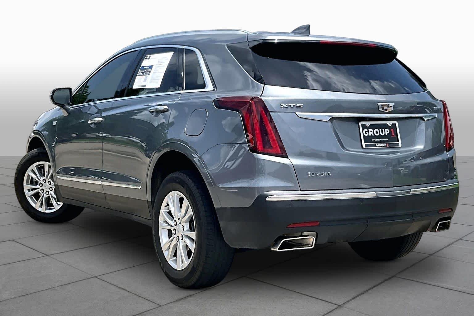Used 2021 Satin Steel Metallic Cadillac FWD Luxury image 12