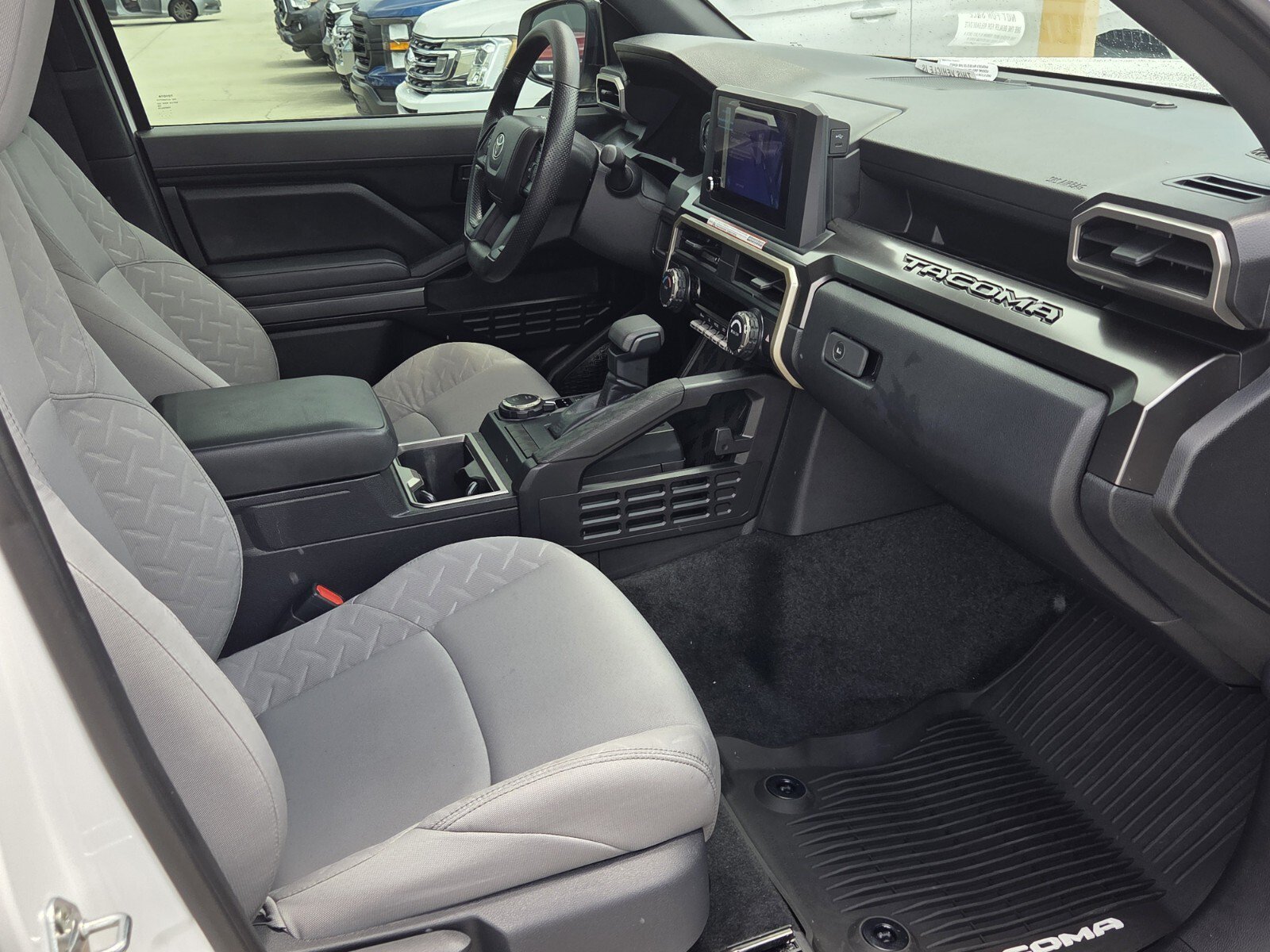 Used 2025 Ice Cap Toyota SR5 image 10