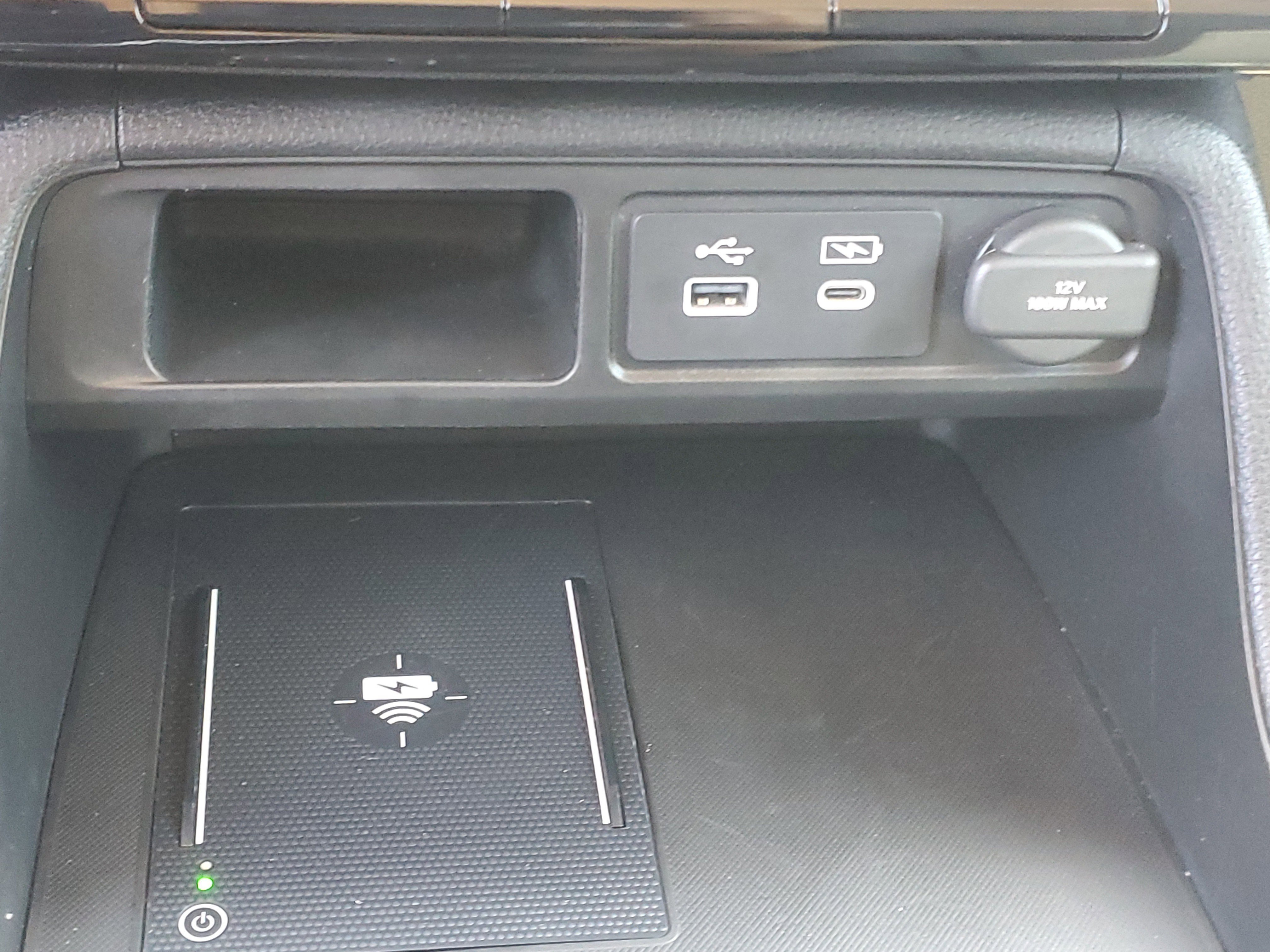 Used 2025 White Honda Touring image 28