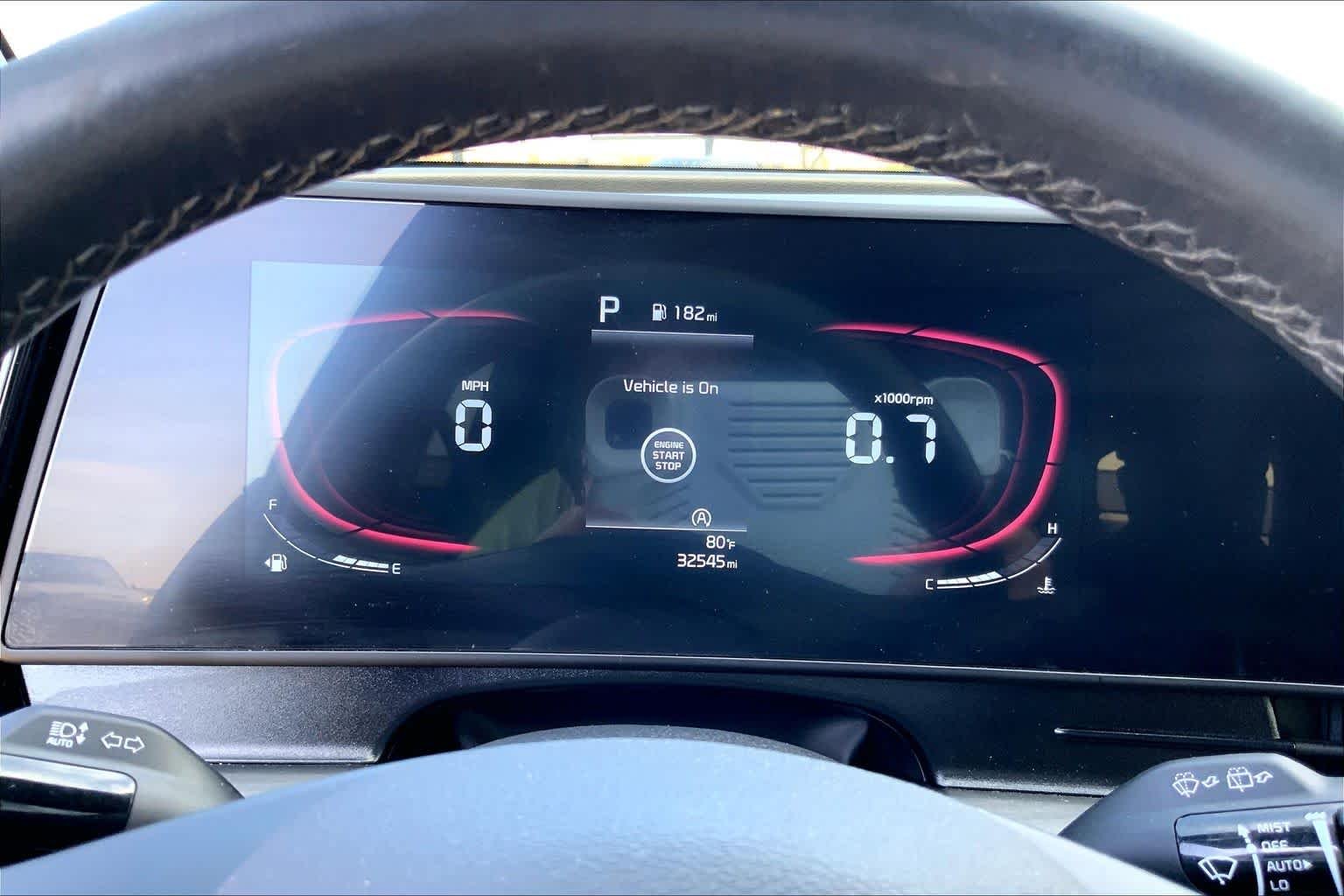 Used 2025 Wolf Gray Kia X-Line image 25