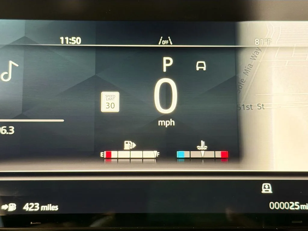 New 2026 Santorini Black Land Rover SE image 12