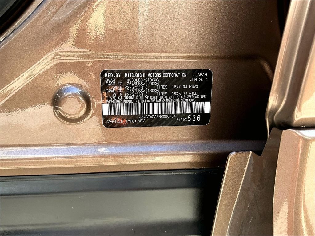Used 2024 Bronze Metallic Mitsubishi SE image 35