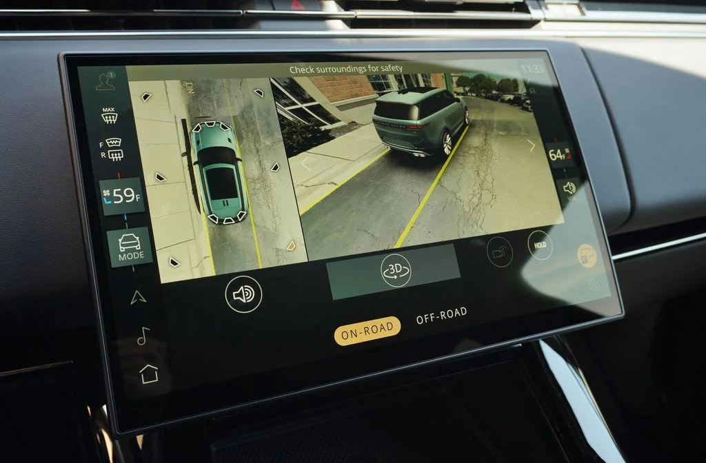 New 2026 Fuji White Land Rover SE image 25