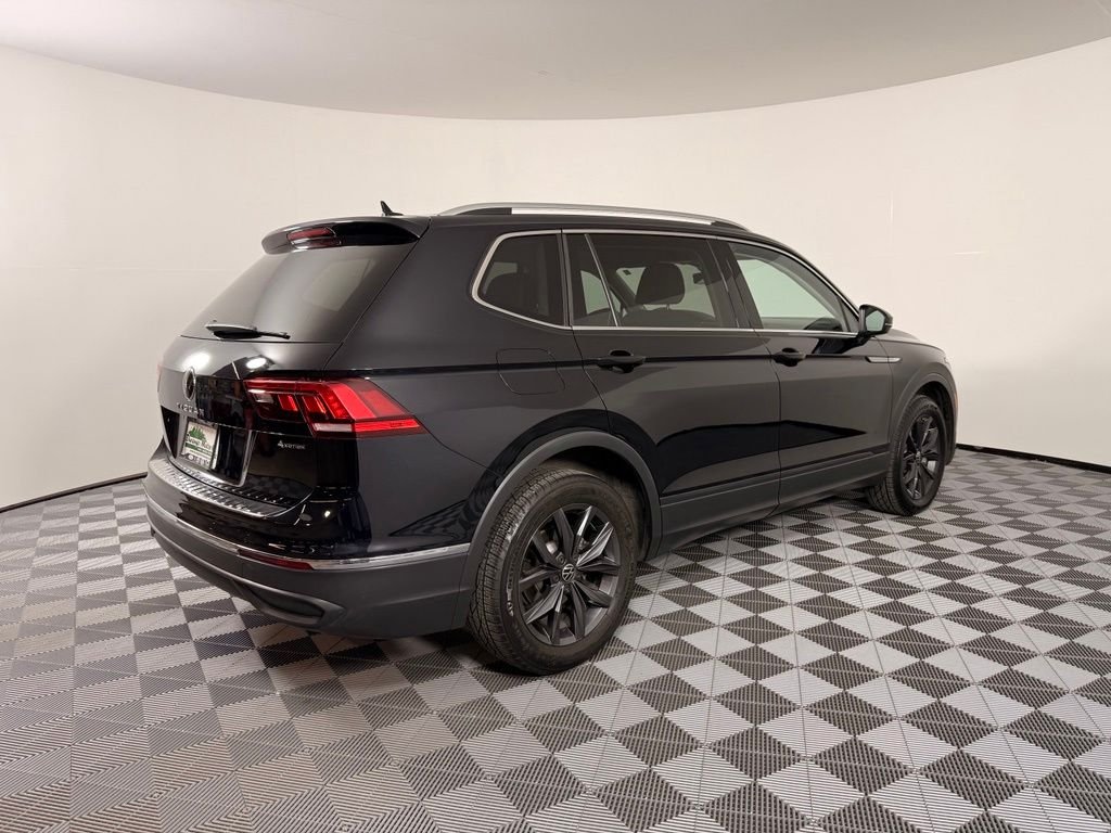 Used 2023 Black Volkswagen 2.0T SE image 9