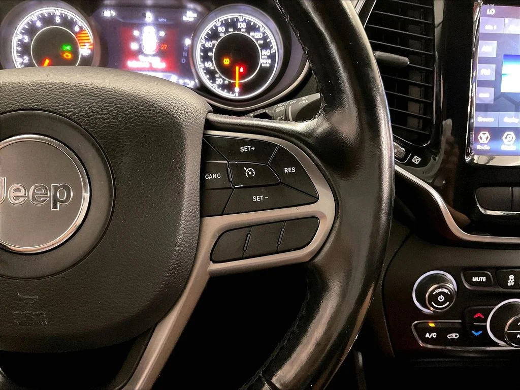 Used 2020 Blue Jeep Limited image 24