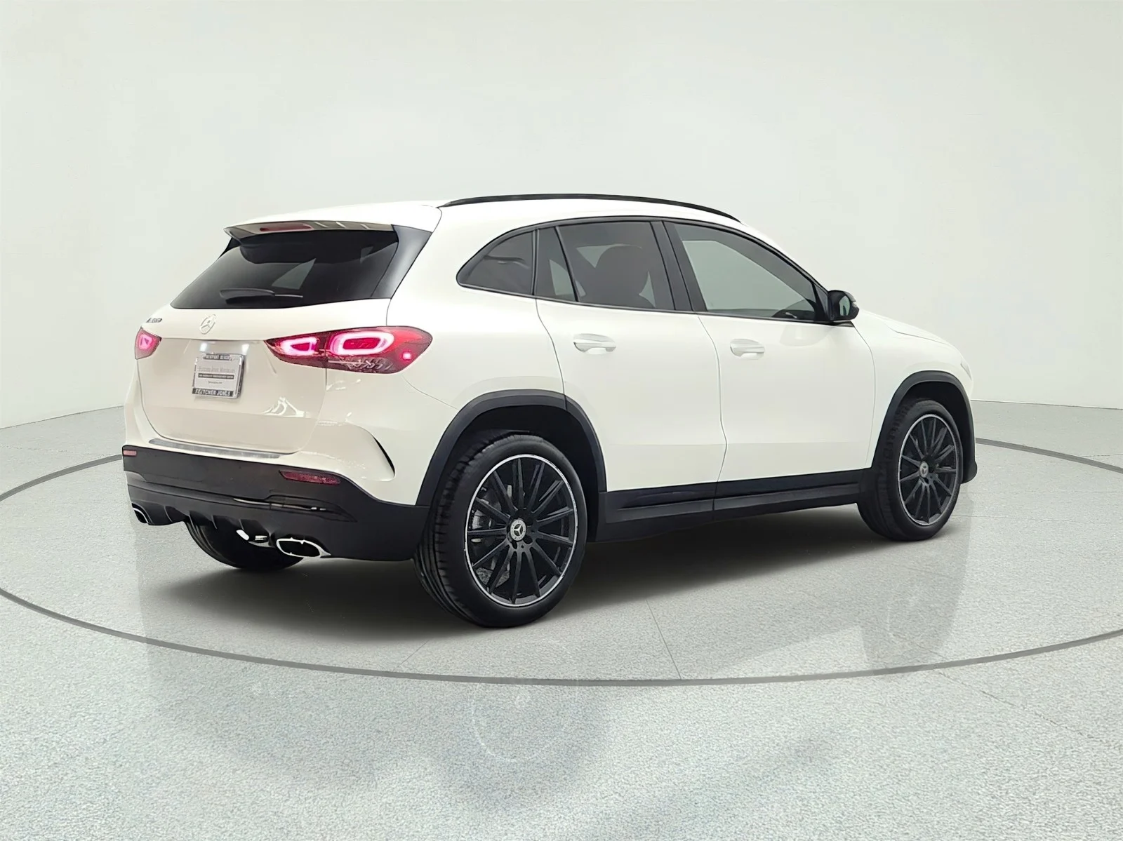 Used 2023 Polar White Mercedes-Benz GLA 250 SUV image 5