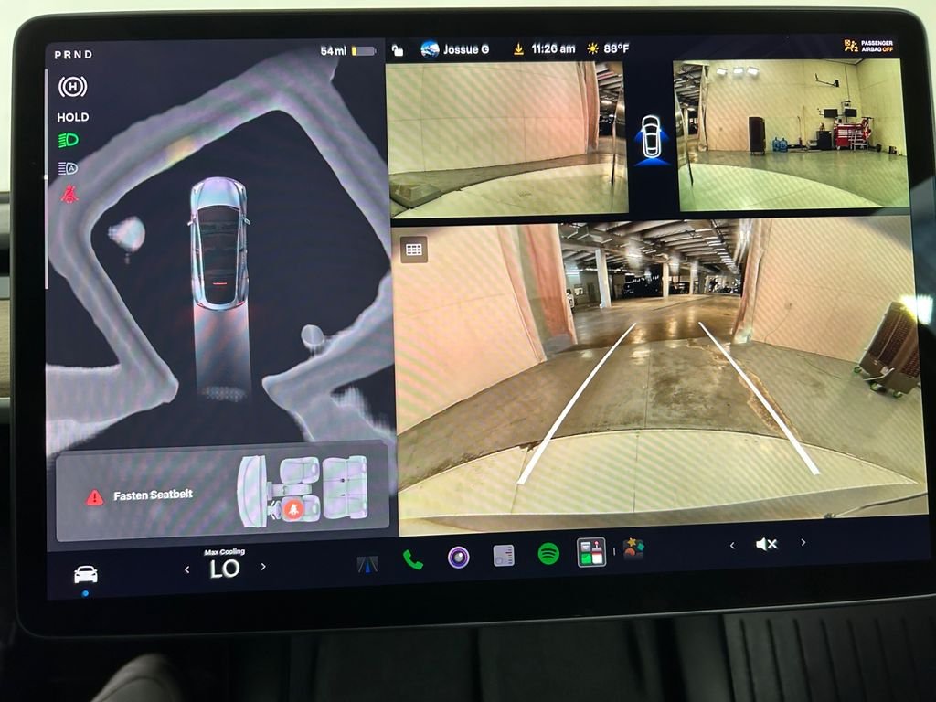 Used 2025  Tesla Long Range image 26