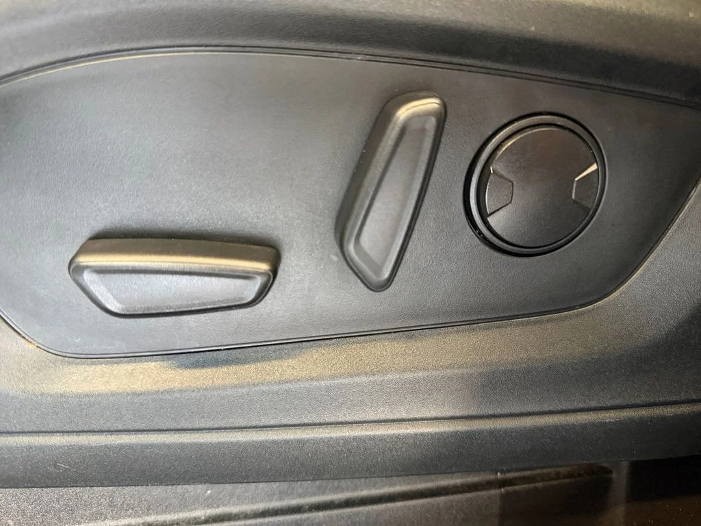 Used 2021 White Ford XLT image 29