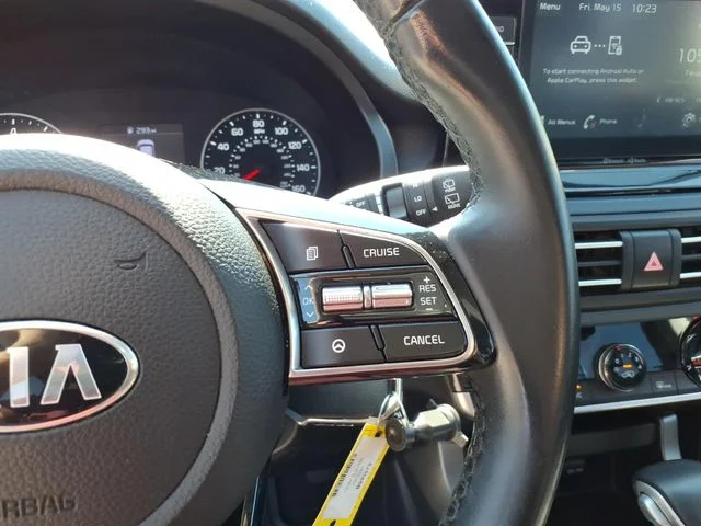 Used 2021 Orange Kia S image 24