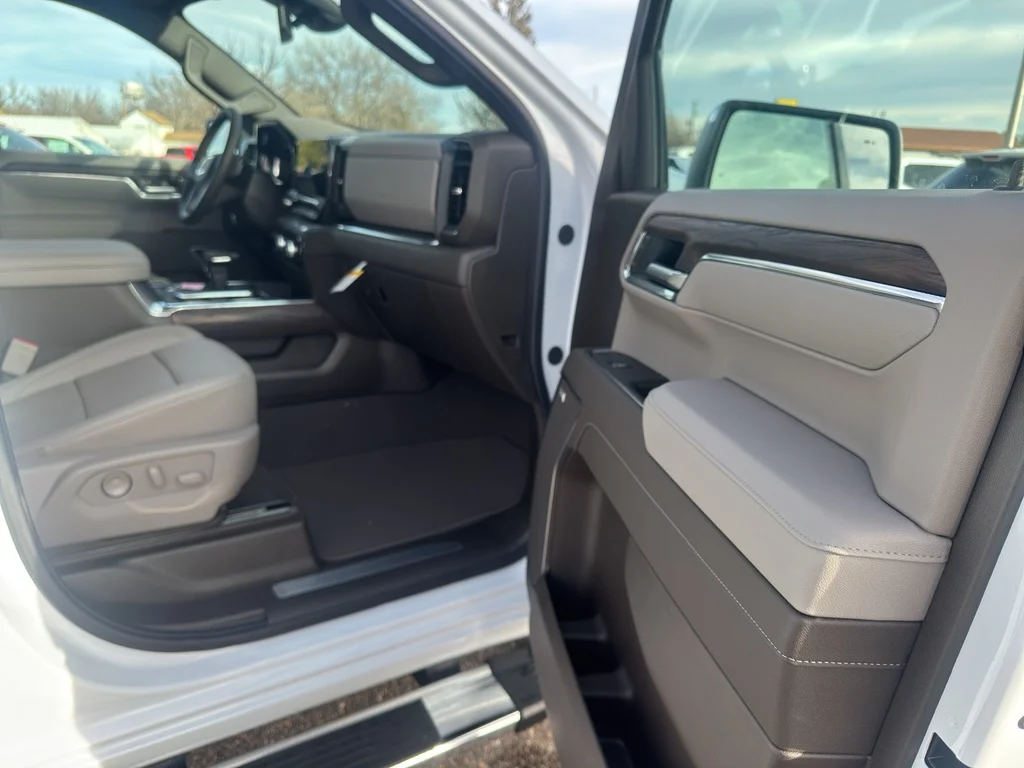 New 2026 Glacier White Tricoat GMC SLT image 16