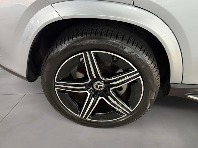 Certified Used 2025 Silver Mercedes-Benz GLE 450e image 7