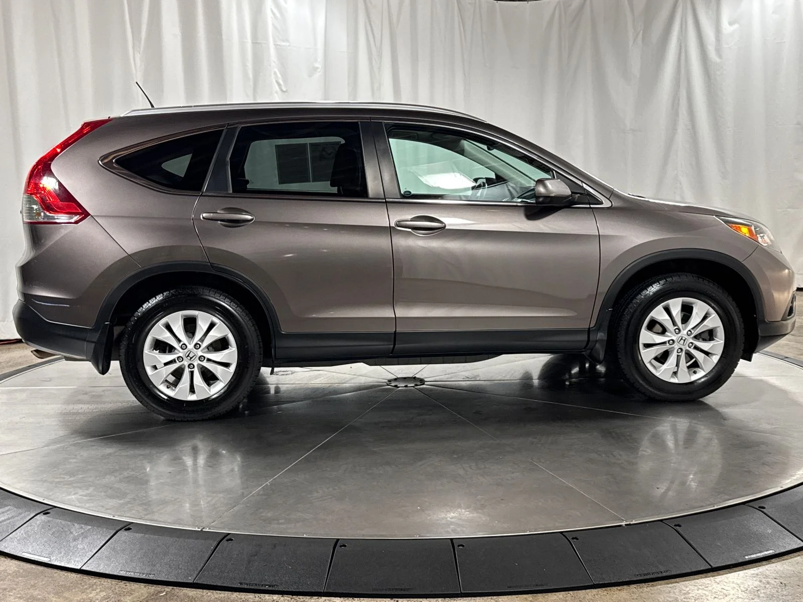 Used 2014  Honda EX-L image 6
