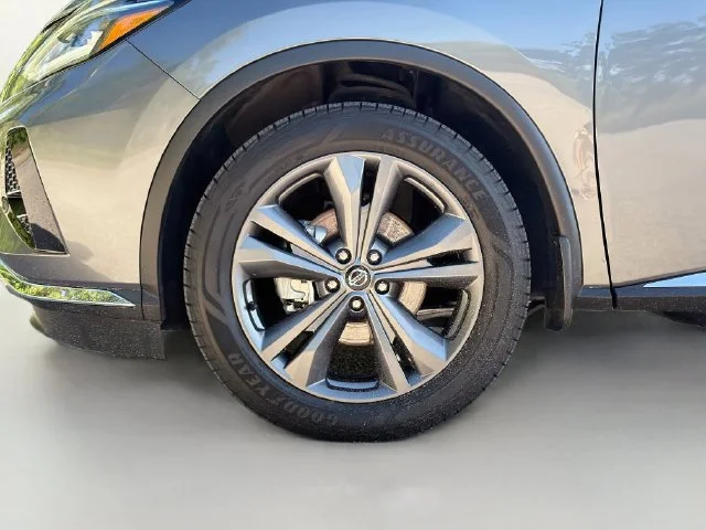 Used 2020 Gun Metallic Nissan Platinum image 42