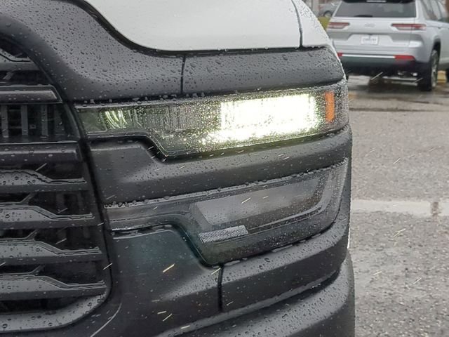 New 2026 Bright White Clear-Coat Exterior Paint RAM Tradesman image 17