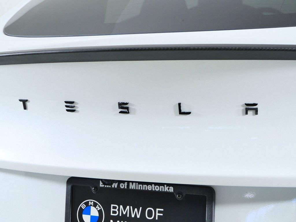Used 2025  Tesla Long Range image 13
