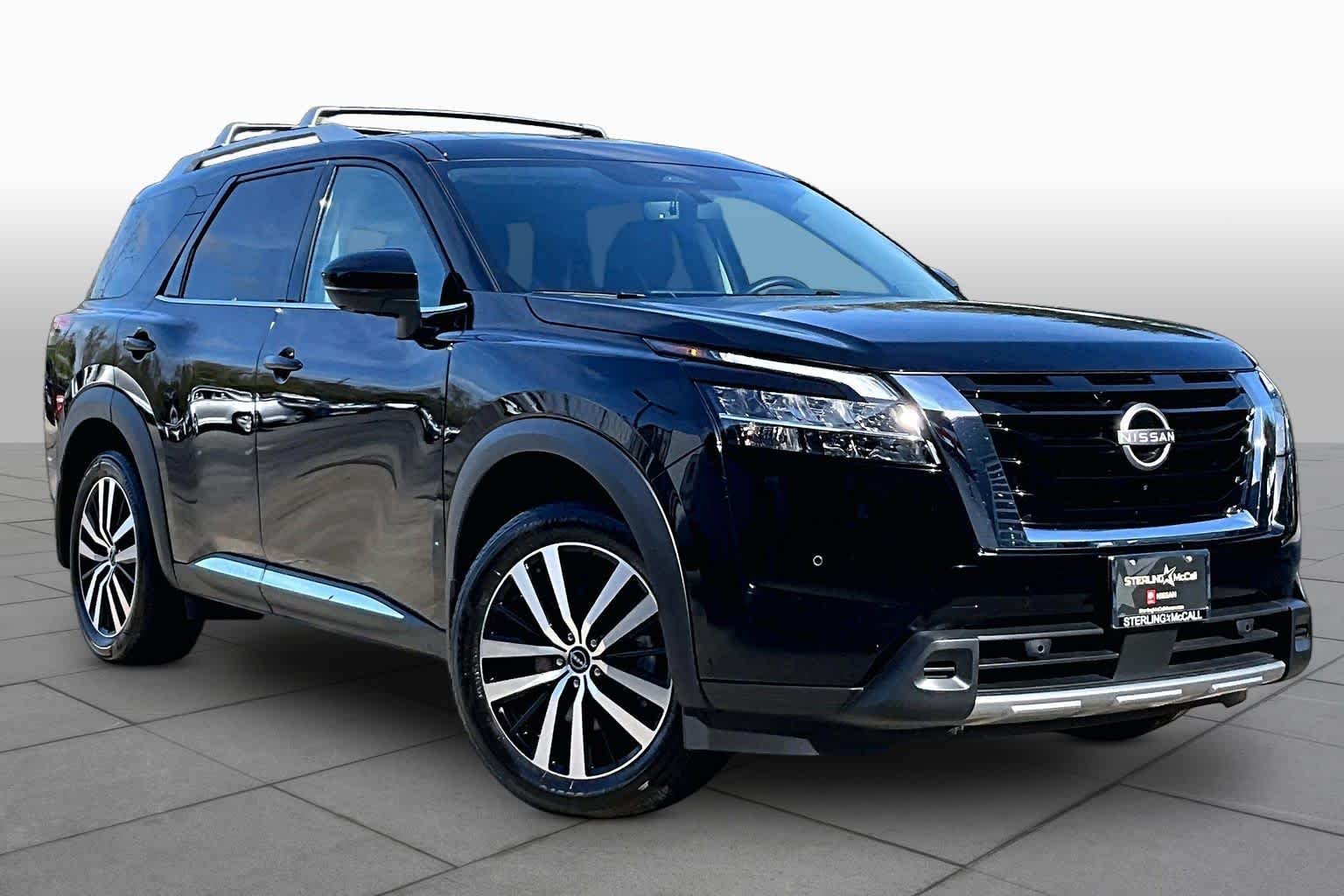 Used 2024 Super Black Nissan Platinum image 3