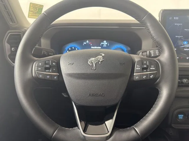 New 2025 Oxford White Ford Badlands image 19