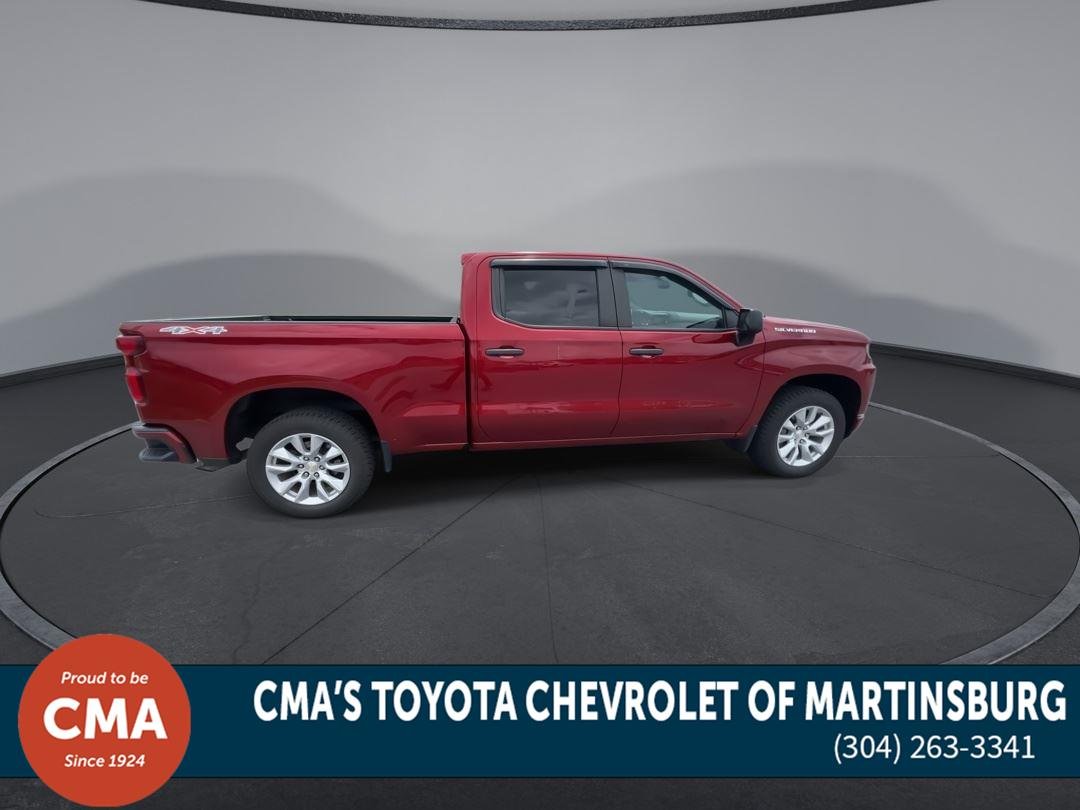 Used 2022 Cherry Red Tintcoat Chevrolet Custom image 9