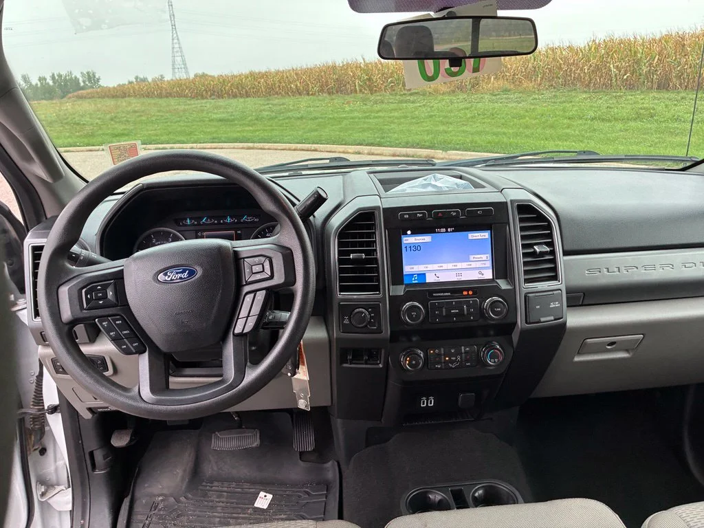 Used 2019 White Ford XLT image 11