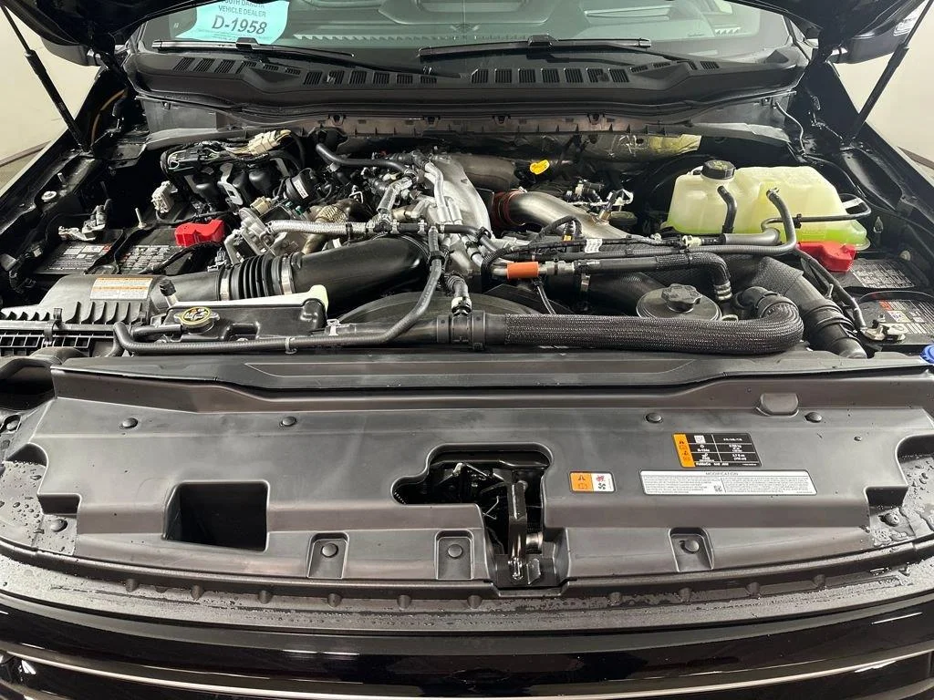 2026 Ford F-250 Super Duty Platinum - Photo 4