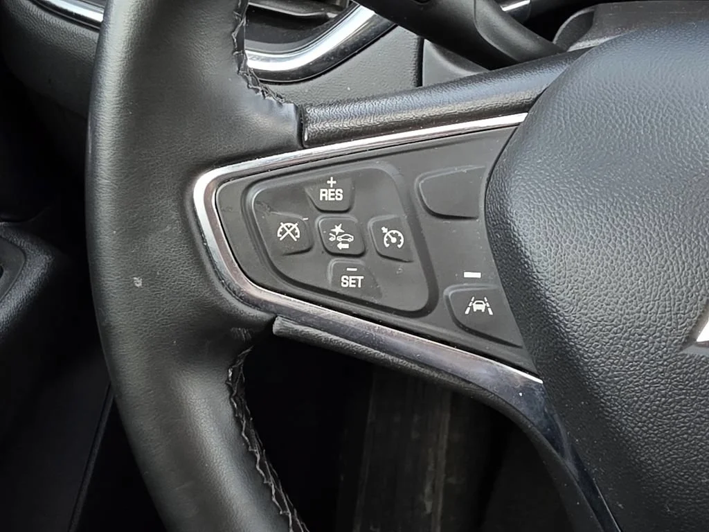Used 2024 Sterling Gray Metallic Chevrolet LT image 27