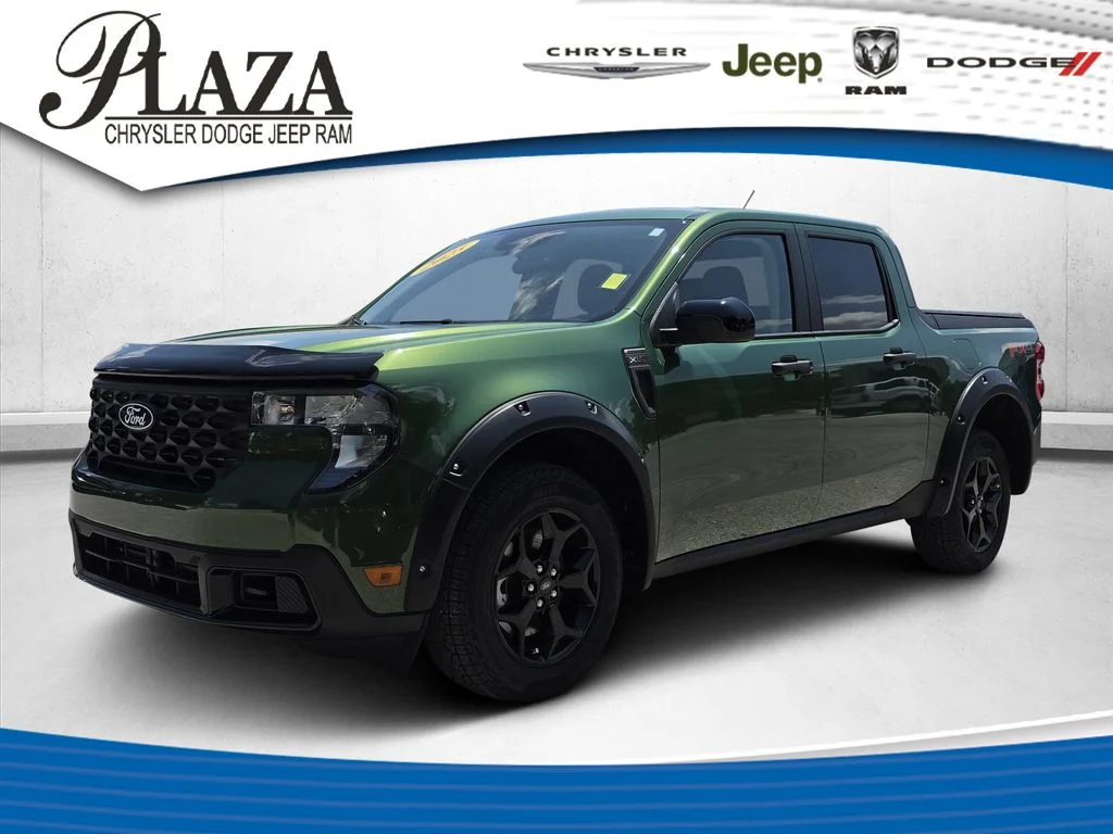 Used 2025 Green Ford XLT image 1