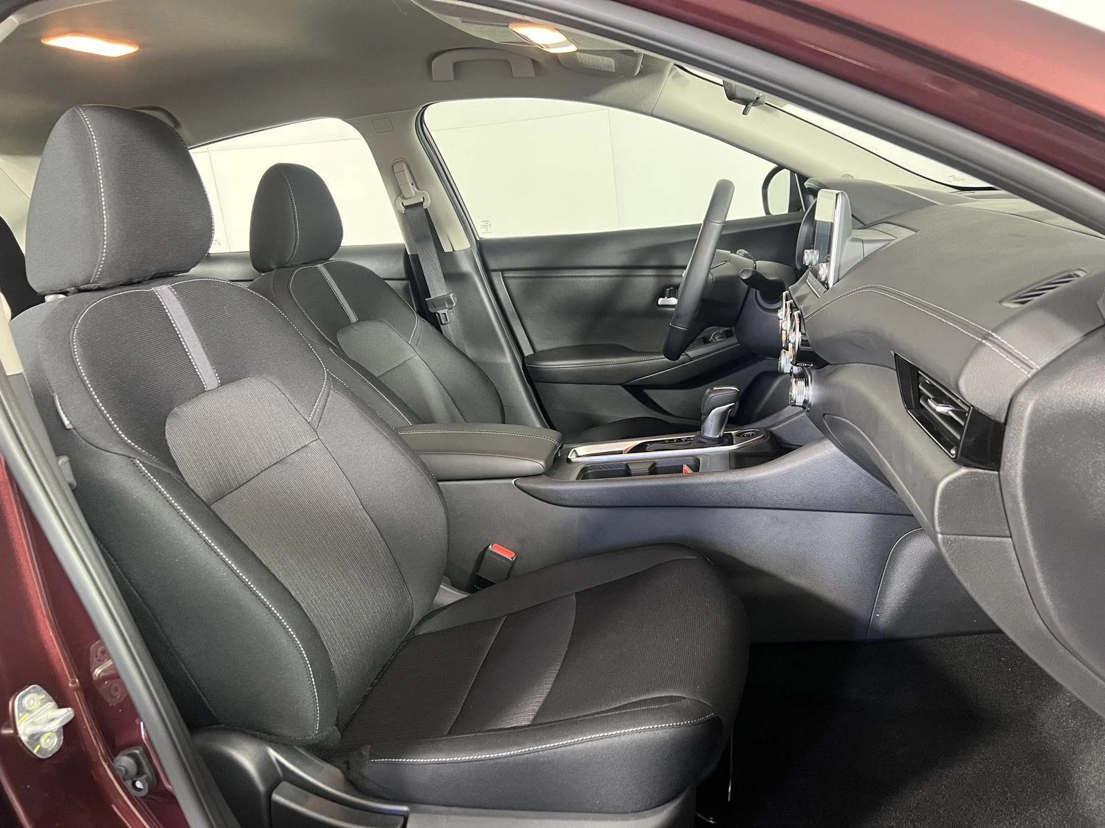 Used 2024 Rosewood Metallic Nissan SV image 25
