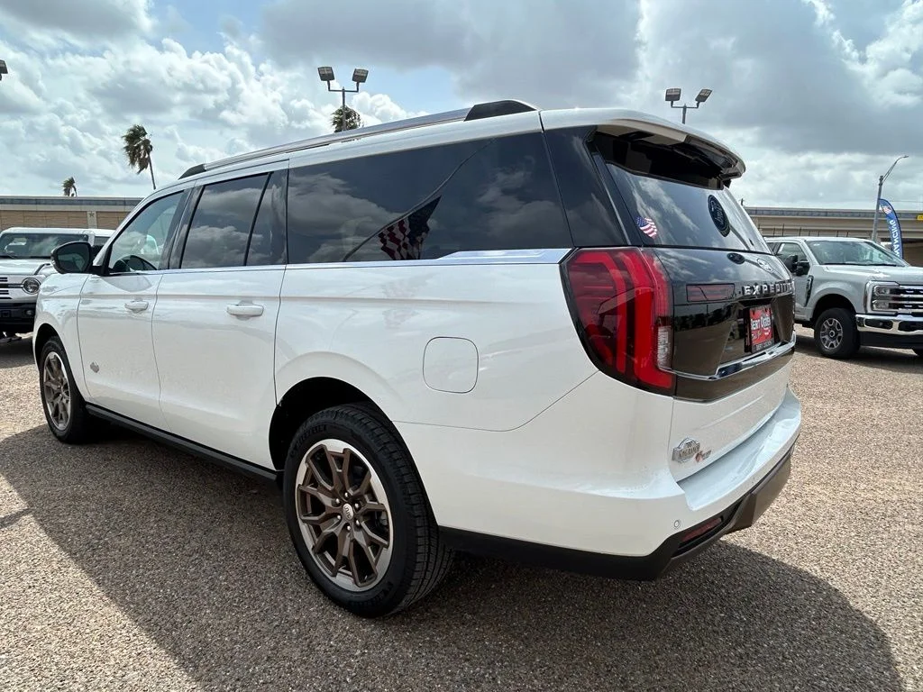 New 2027 Star White Metallic Tri-Coat Ford MAX King Ranch® image 5