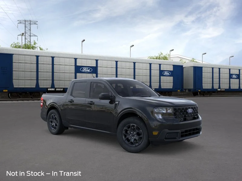 New 2026 Shadow Black Ford XLT image 7