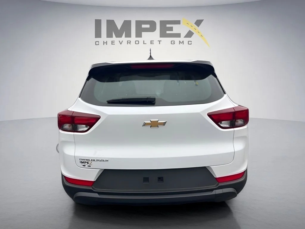 New 2026 White Chevrolet LS image 4