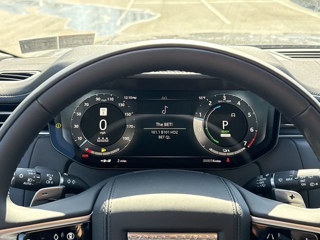 New 2026 Santorini Black Land Rover SE image 13