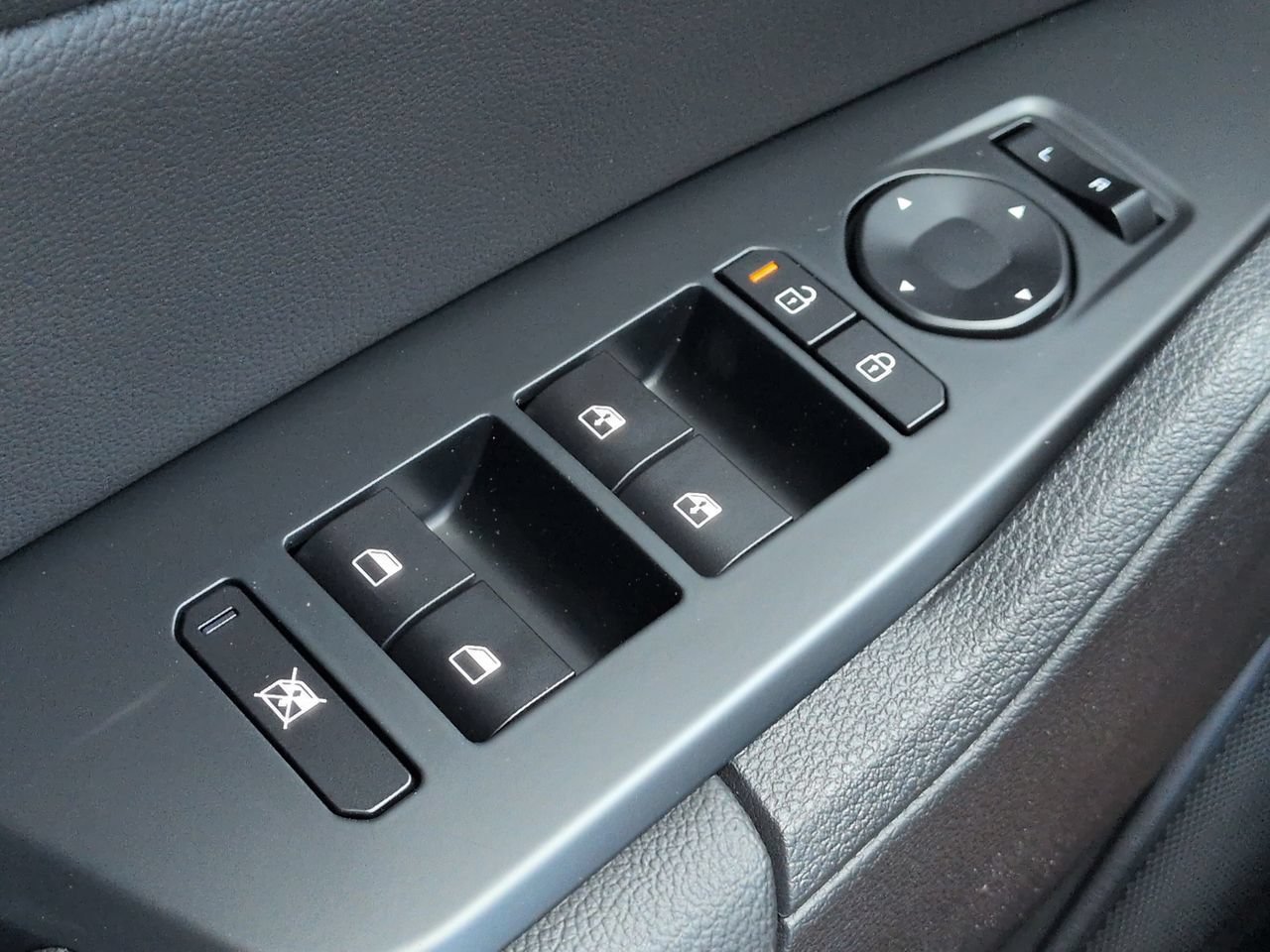 New 2027 Wolf Gray Kia EX image 28