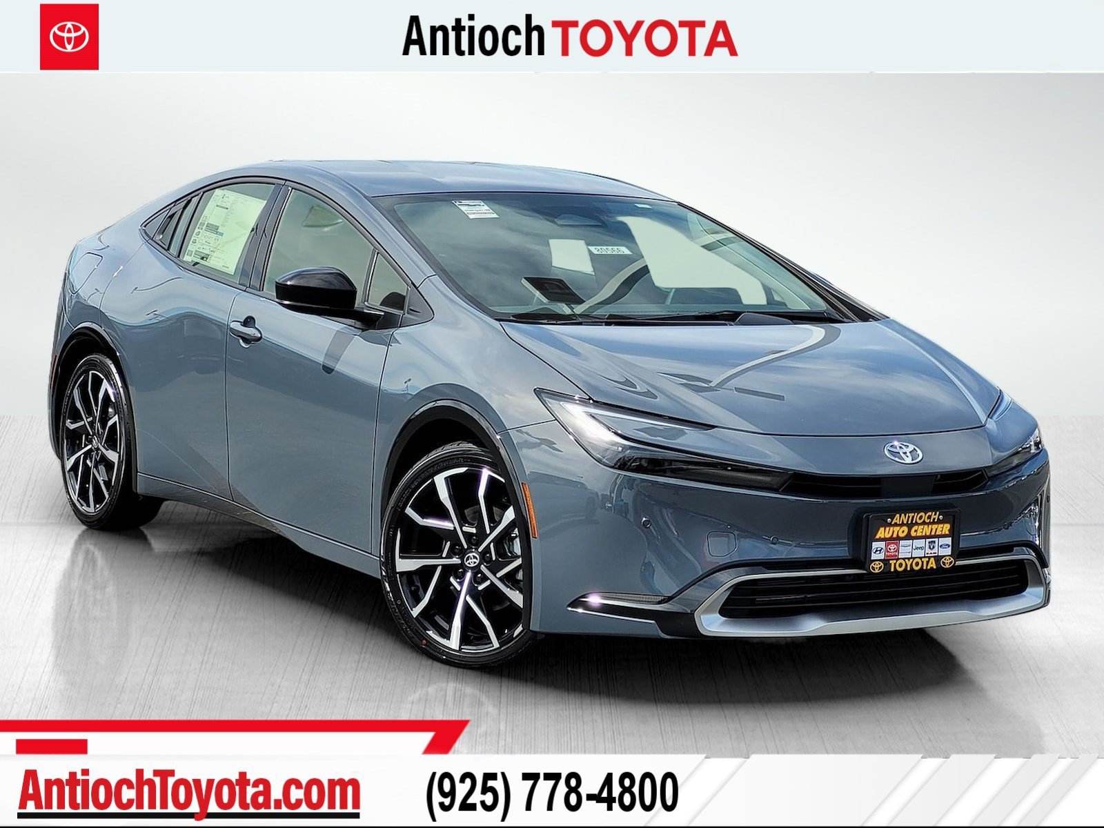 2027 Toyota Prius Plug-in Hybrid  XSE