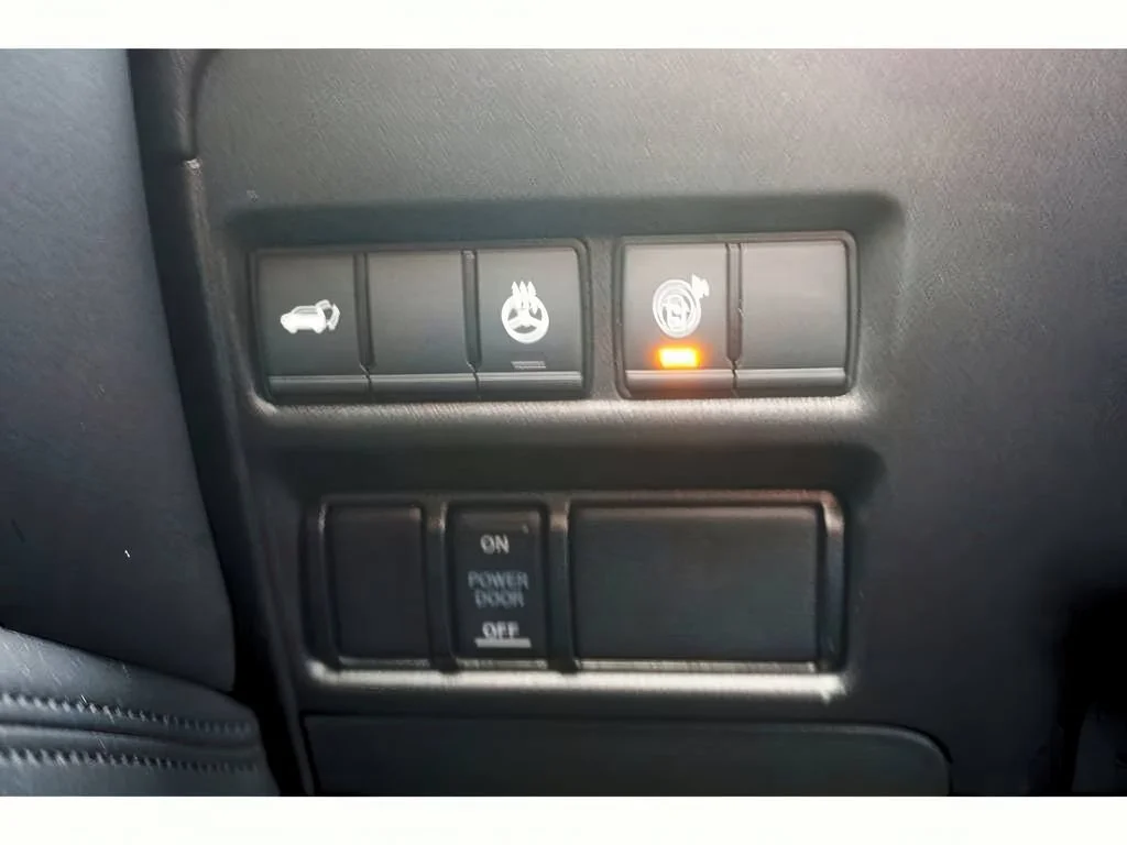 Used 2024 Gun Metallic Nissan SL image 20