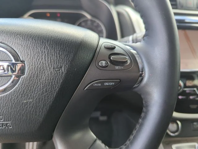 Used 2020 Silver Nissan Platinum image 44