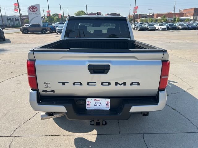 2026 Toyota Tacoma SR5 - Photo 9