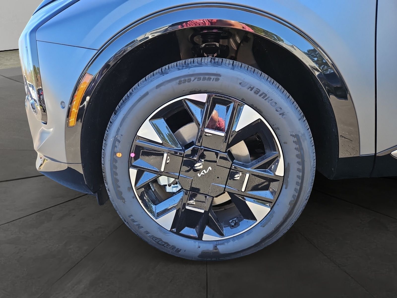 New 2026 Shadow Matte Gray Kia SX Prestige image 14