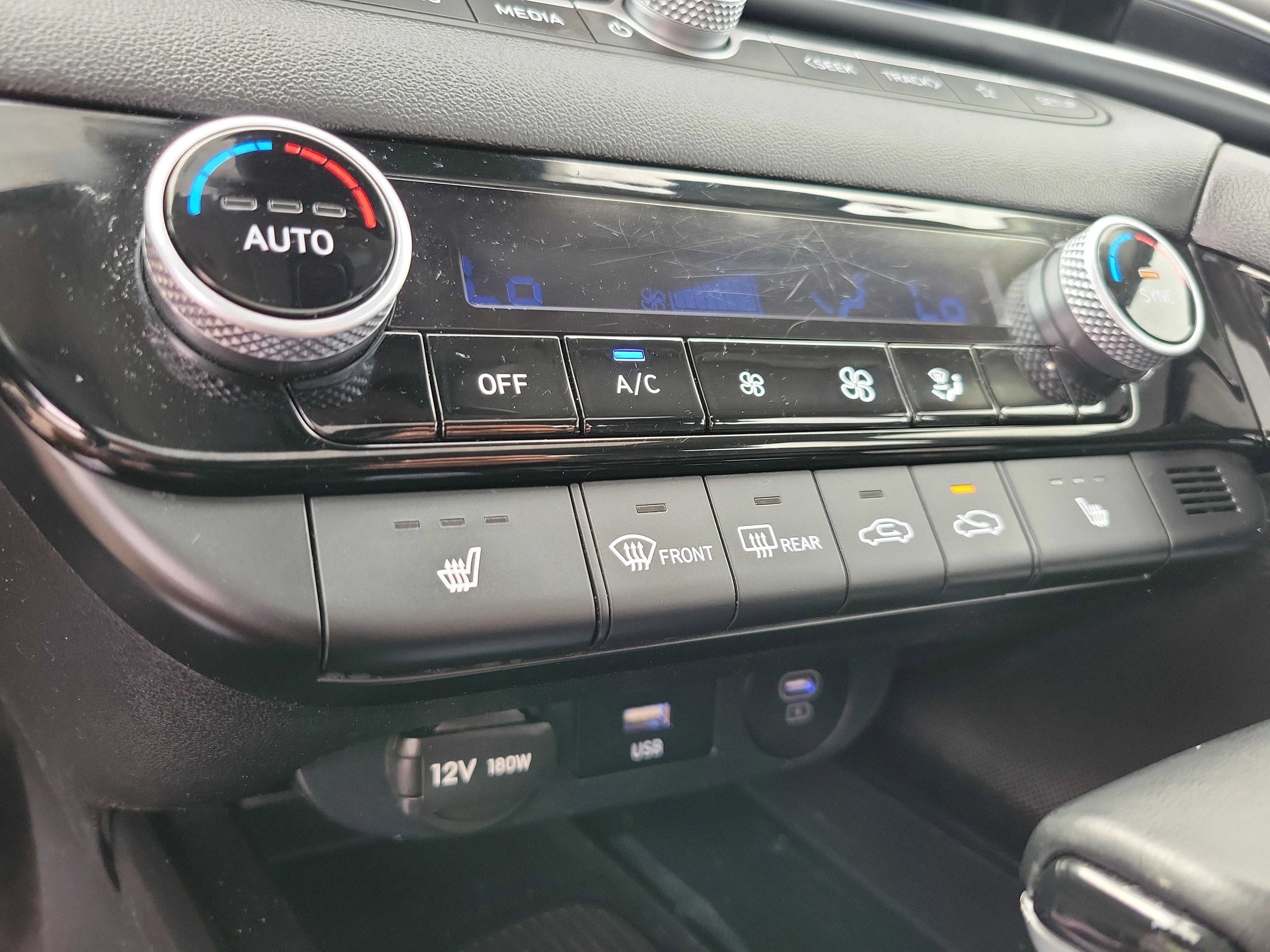 Used 2025 Amazon Gray Hyundai Limited image 15