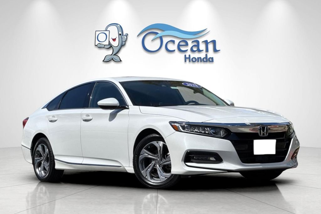 Used 2018 Platinum White Pearl Honda EX image 2