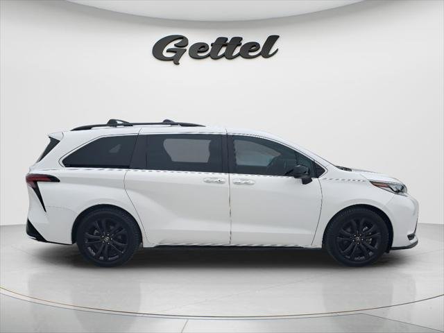 Certified Used 2023 ICE CAP Toyota  image 3
