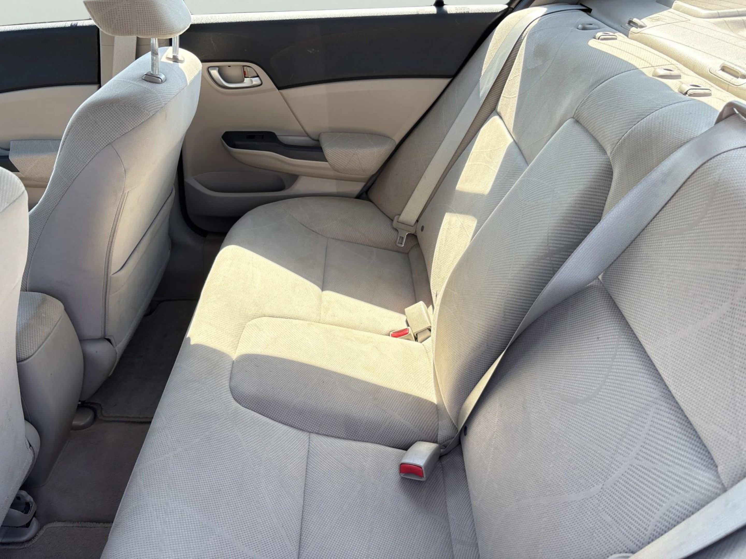 Used 2012 Rallye Red Honda LX image 13