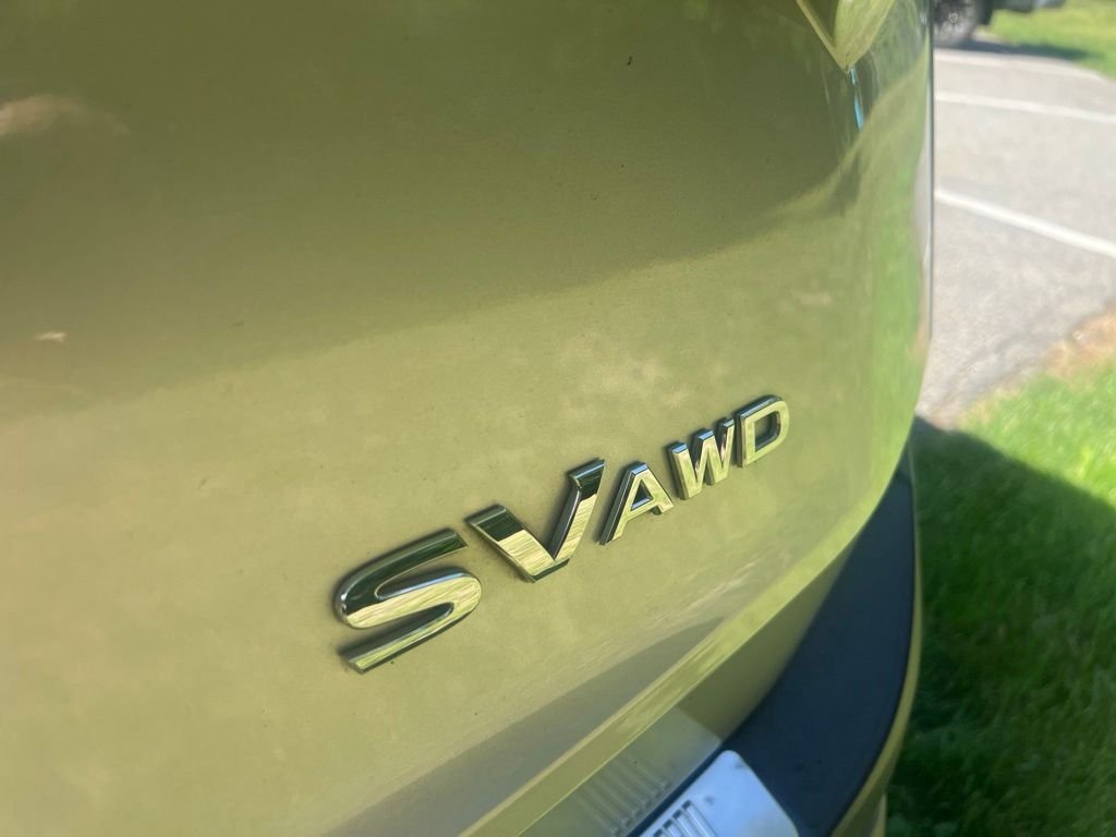 Used 2023 Silver Nissan SV image 4