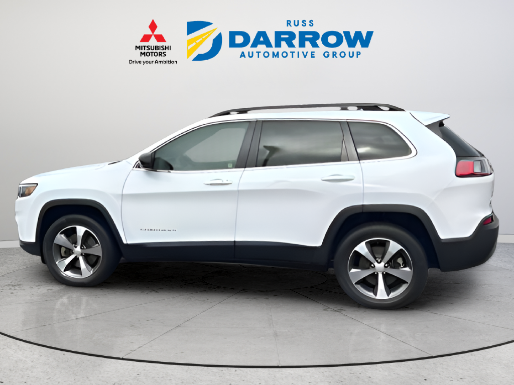 Used 2022 White Jeep Limited image 2