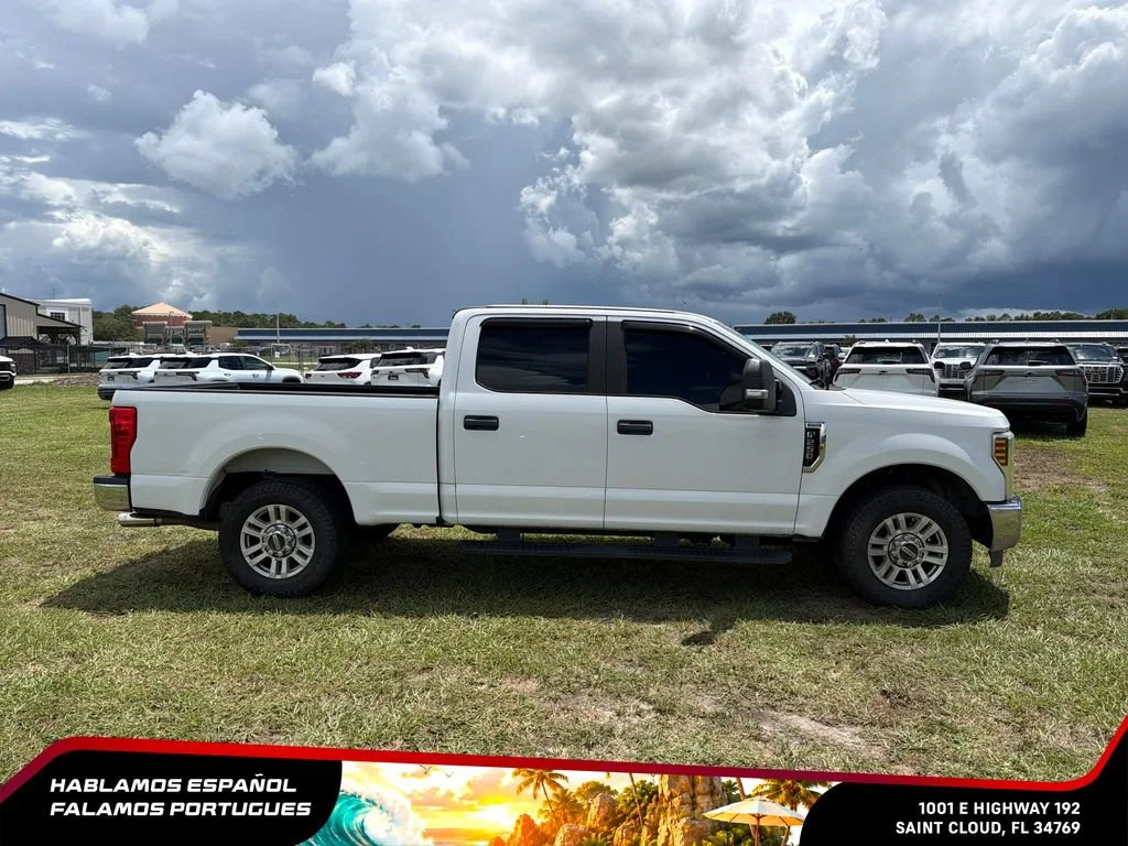 Used 2018 White Ford XL image 6
