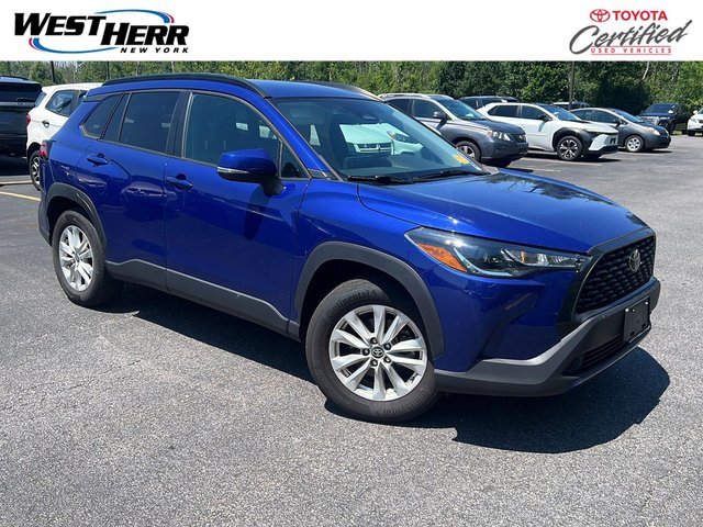 2024 Toyota Corolla Cross LE