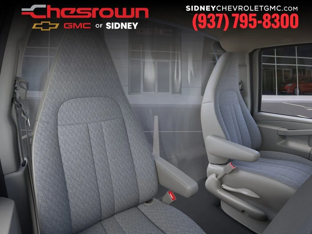 New 2025 Summit White GMC 1WT image 23