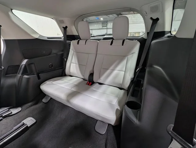 New 2026 Carbonized Gray Metallic Ford Platinum™ image 49