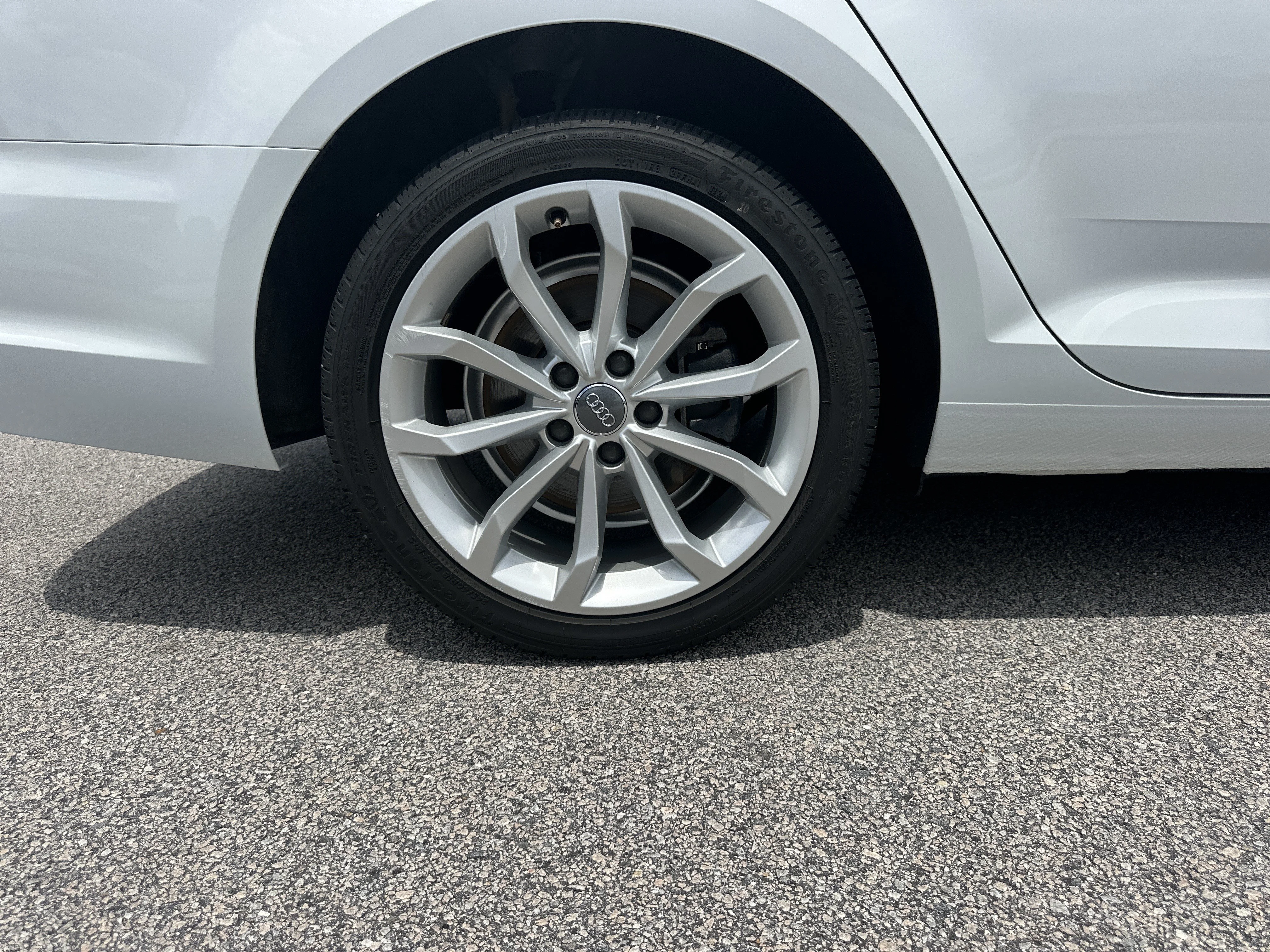 Used 2019 WHITE Audi 2.0T Premium image 17